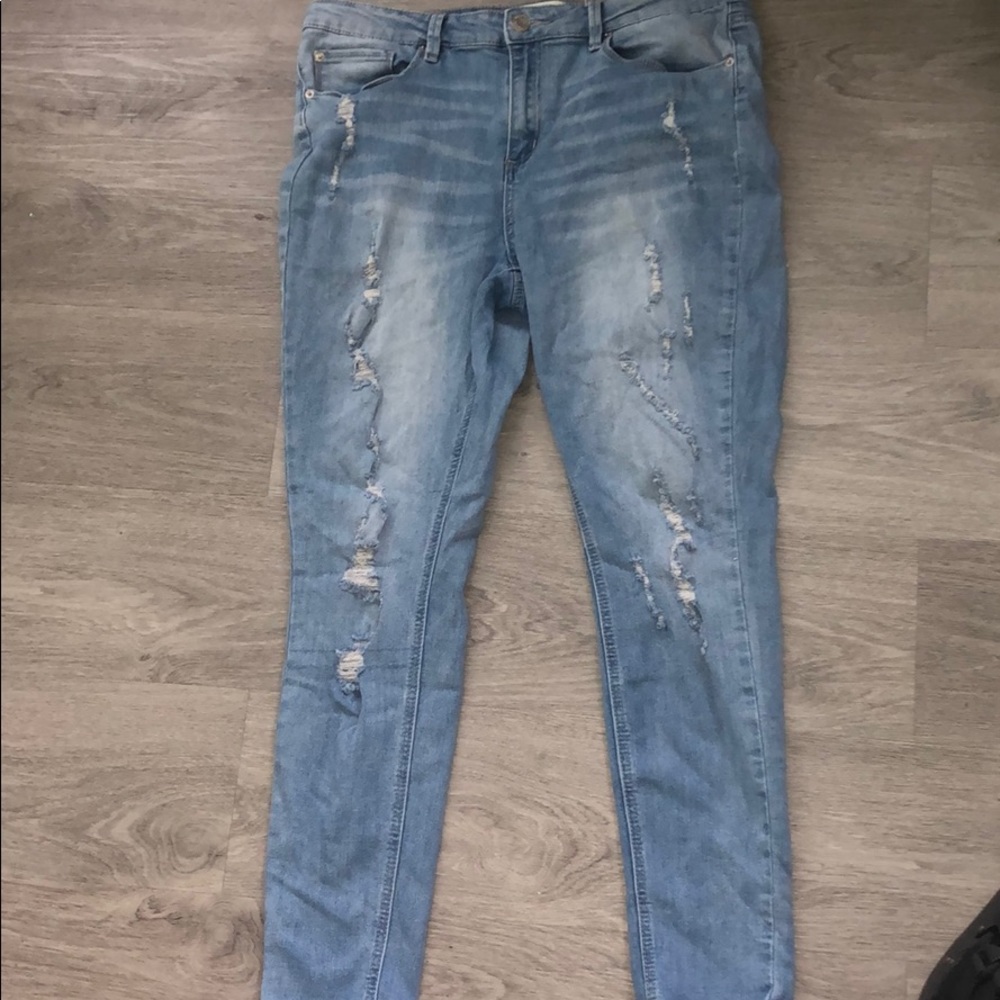 Ripped jeans